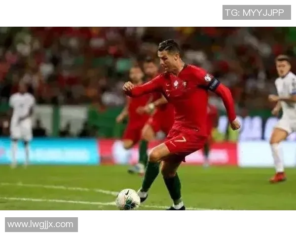 如何根据技术特点与比赛表现选择最适合的足球球星