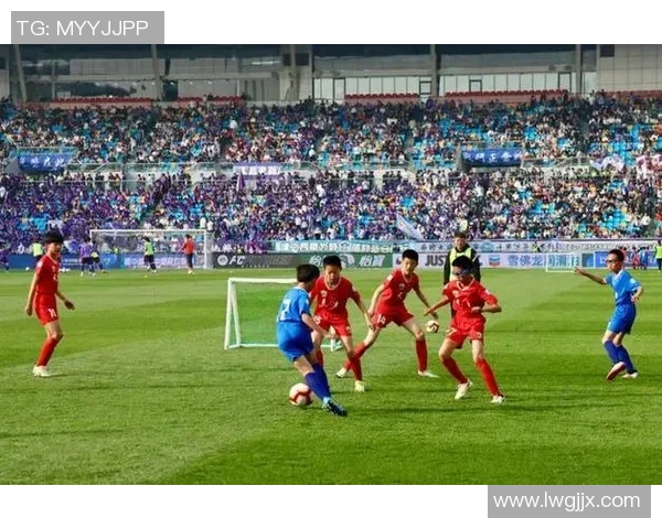 足球巨星化身龙珠战士燃爆绿茵赛场争锋未来争锋