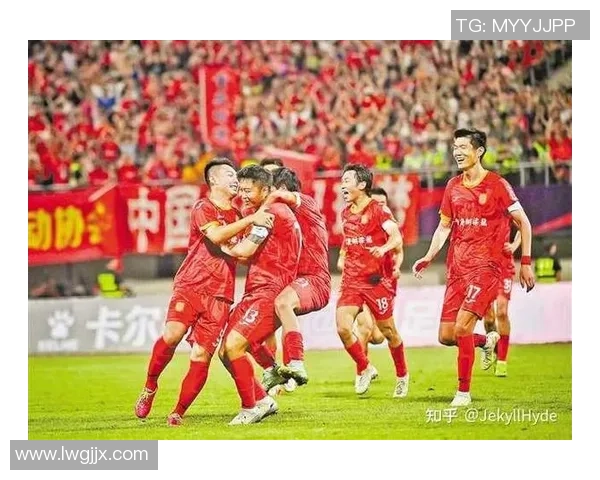 足球球星助力中国崛起激情四射为国拼搏全力以赴同心协力共创辉煌